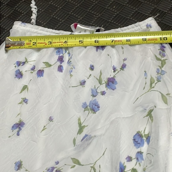 r n kidz white two piece with purple floral design. skirt and top set - Picture 11 of 11